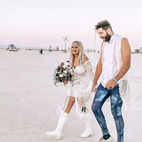 SOLD OUT Boho White Star Mesh Sheer Crochet Lace Coverup - Picture 7 of 12